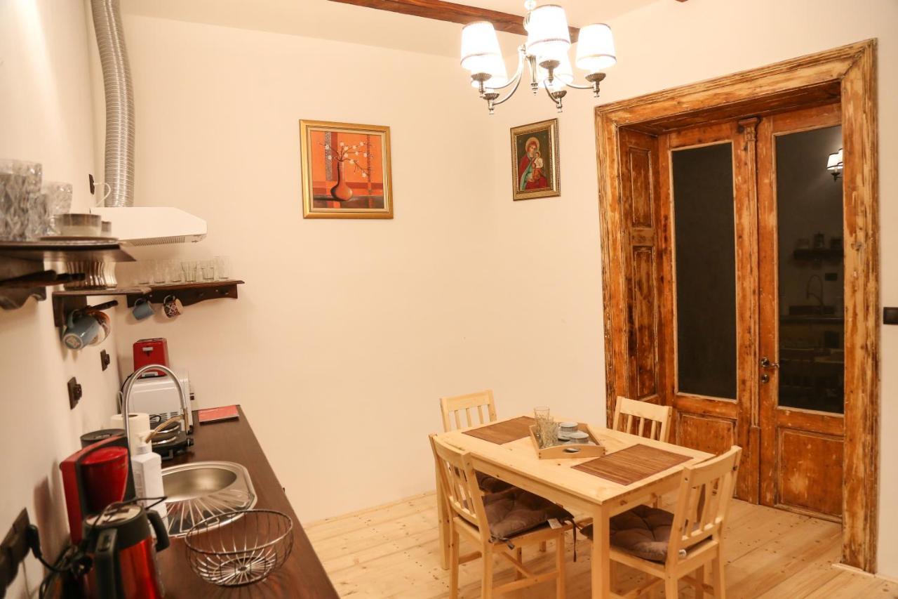 Apartamentul 16 Braşov Esterno foto